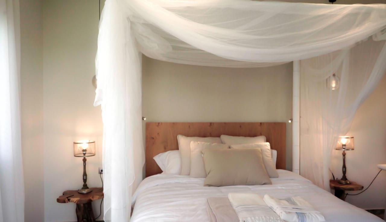 Elysian Luxury Hotel And Spa 칼라마타 외부 사진