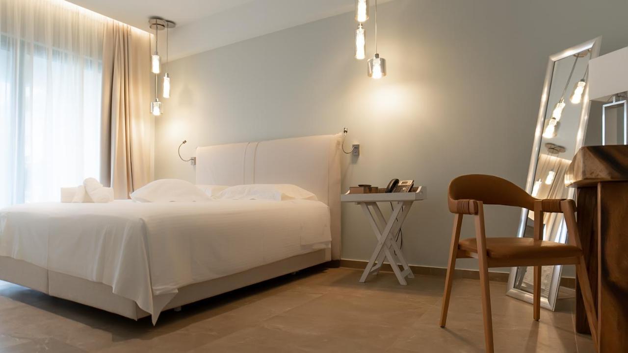 Elysian Luxury Hotel And Spa 칼라마타 외부 사진