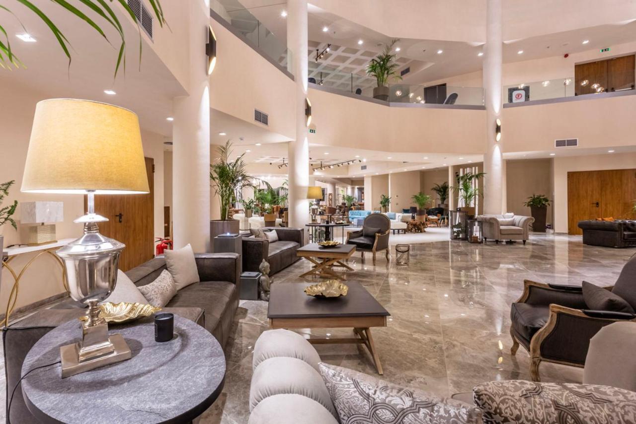 Elysian Luxury Hotel And Spa 칼라마타 외부 사진