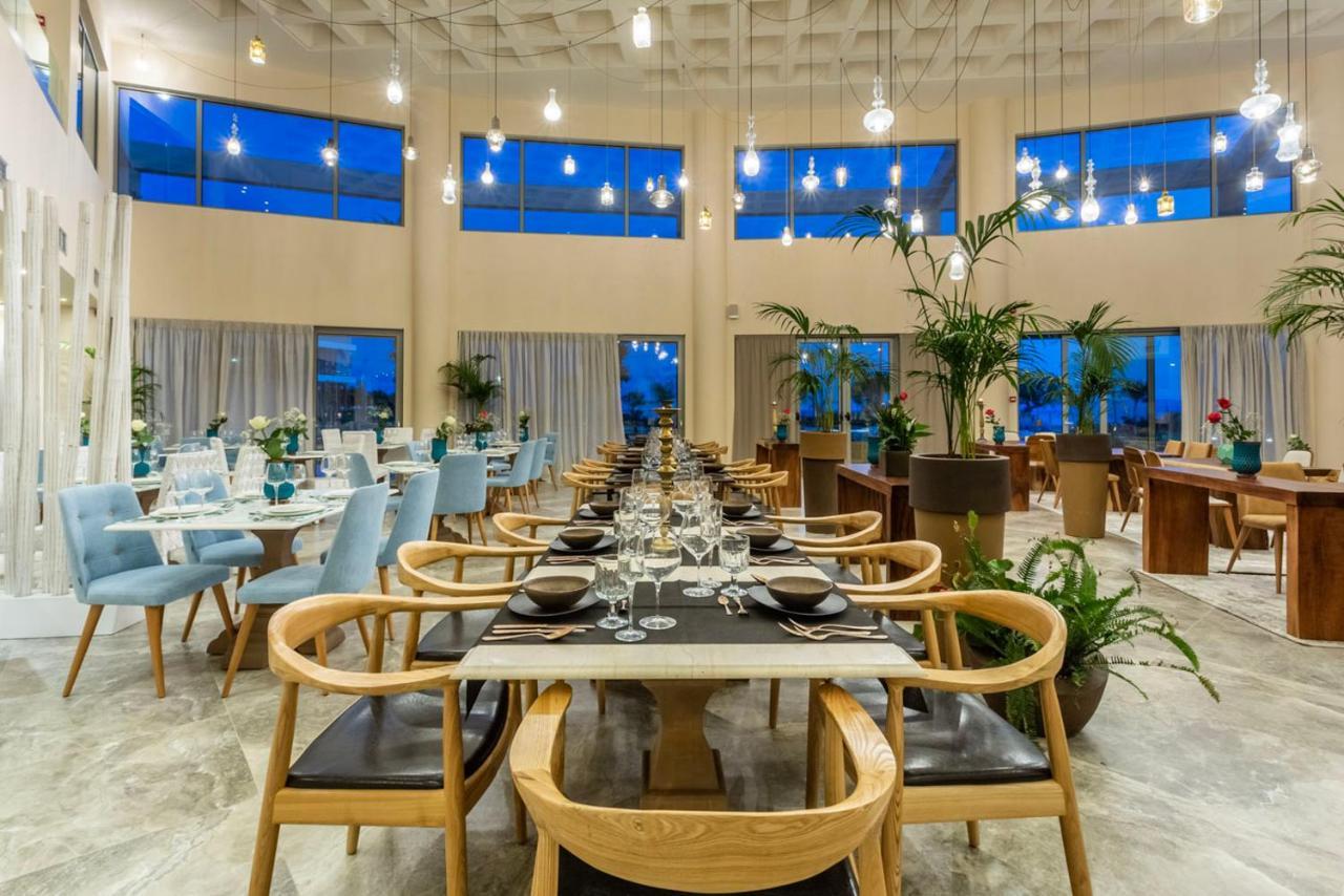 Elysian Luxury Hotel And Spa 칼라마타 외부 사진
