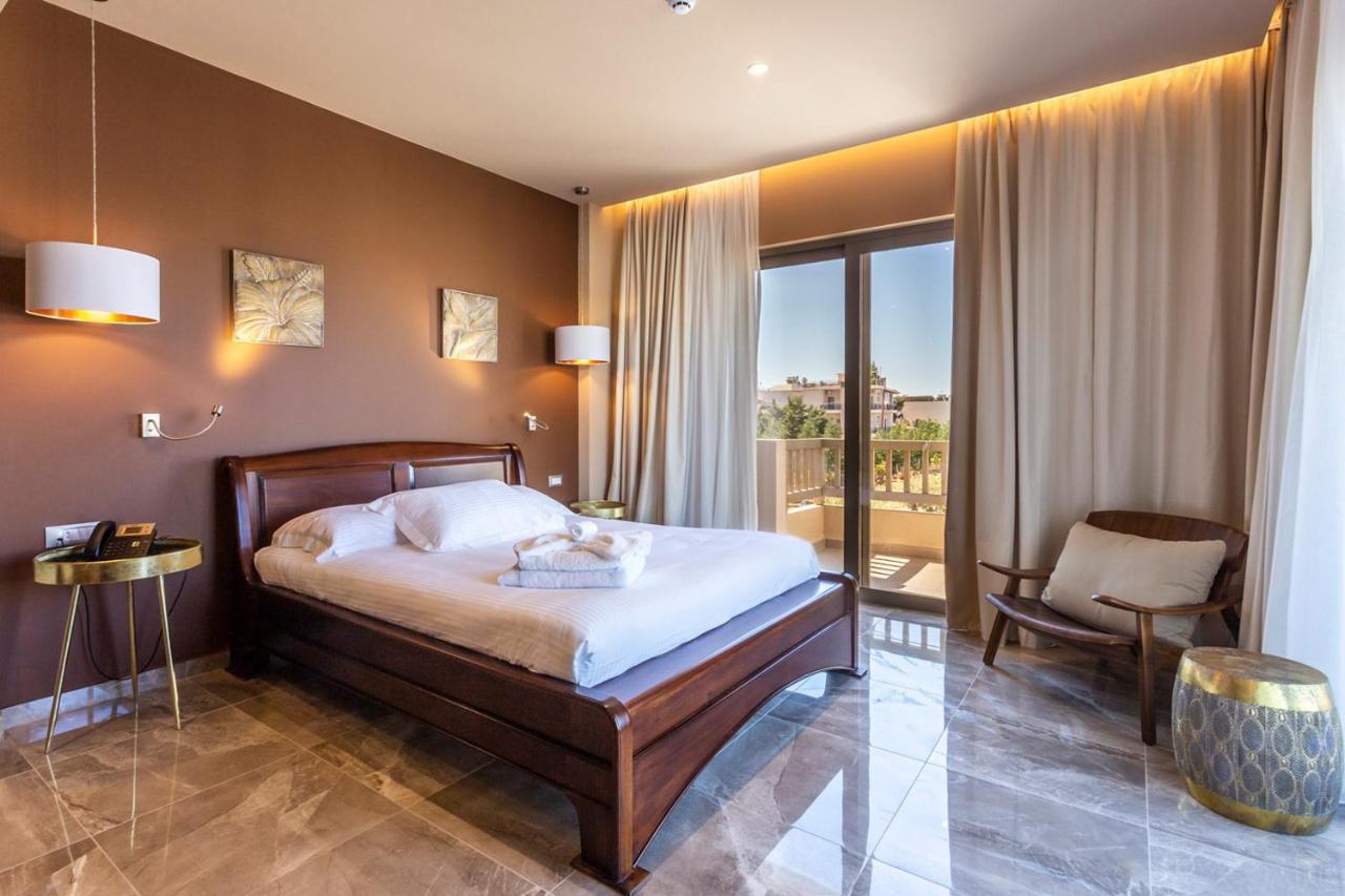 Elysian Luxury Hotel And Spa 칼라마타 외부 사진