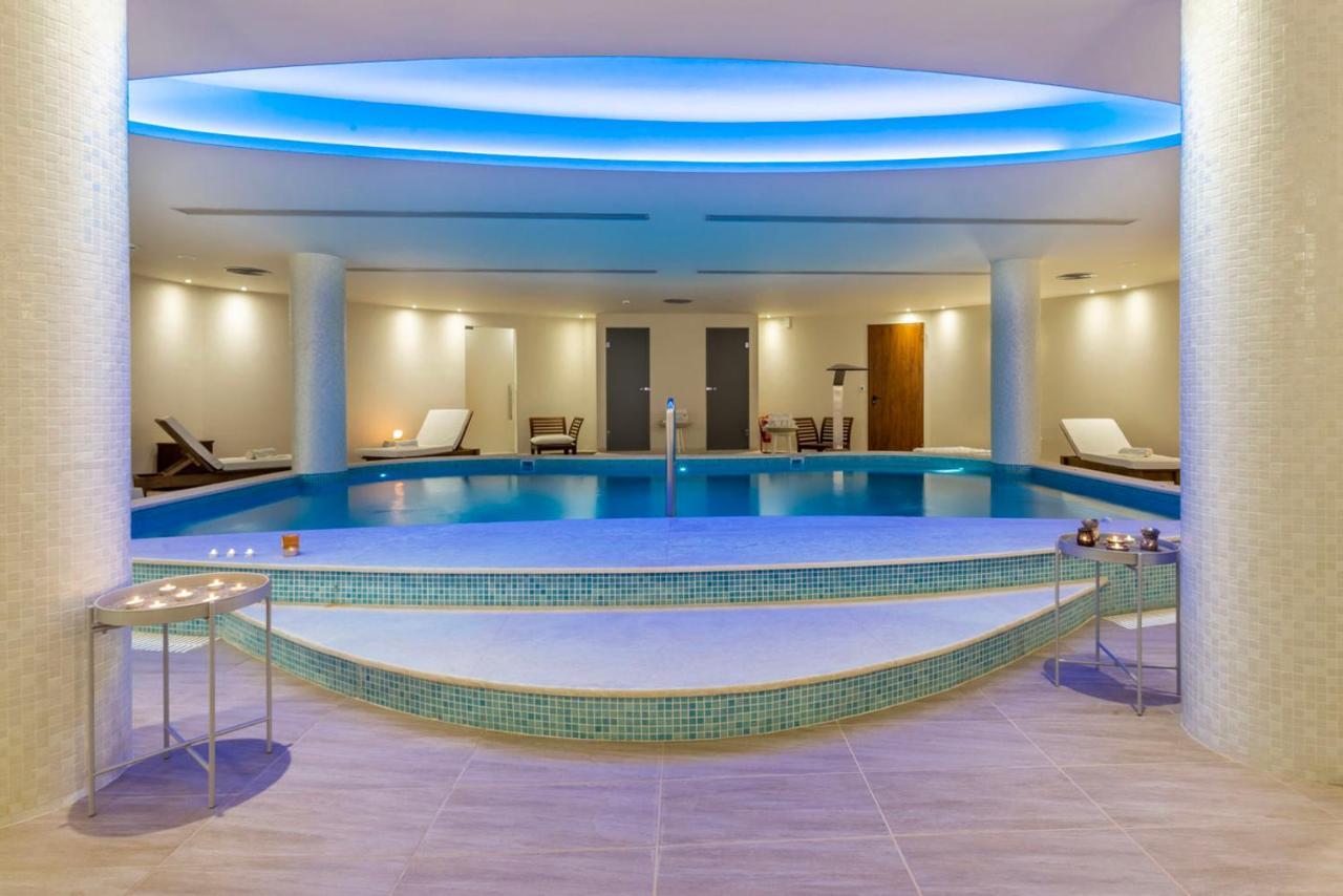 Elysian Luxury Hotel And Spa 칼라마타 외부 사진